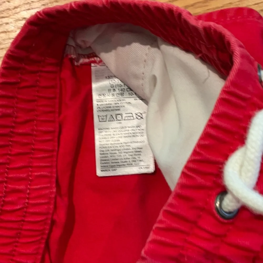 GAP Kids - SHORTS - Boy’s Size L (10/11) - Red
